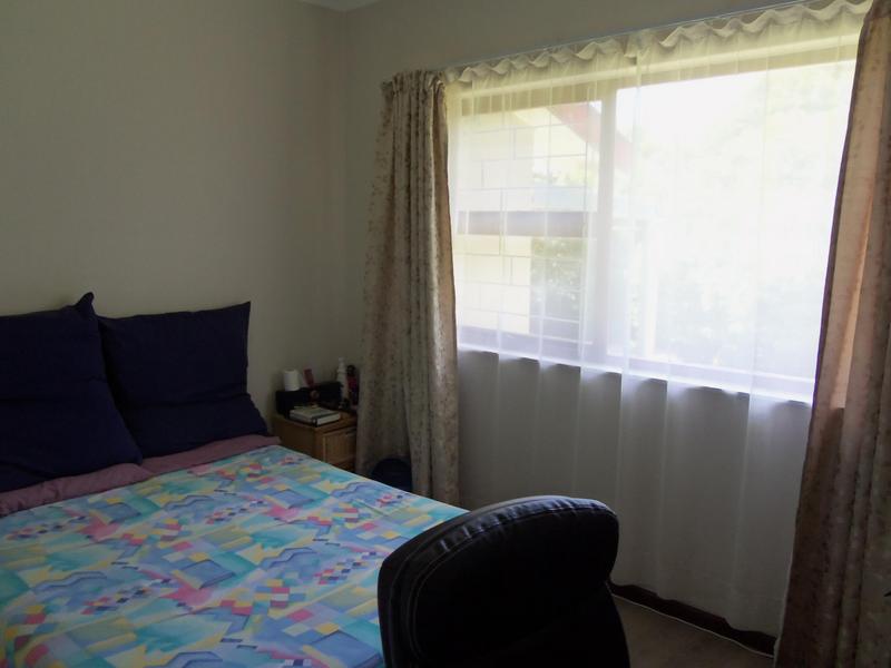 To Let 4 Bedroom Property for Rent in Sonstraal Western Cape